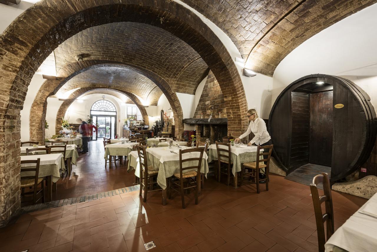 Hotel Aganoor Castiglione del Lago Exterior photo